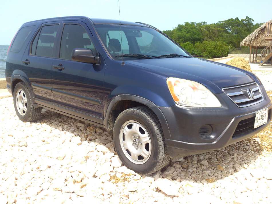 Mietwagen Belize | Honda CRV | © AQ Belize Auto Rentals 4 Less