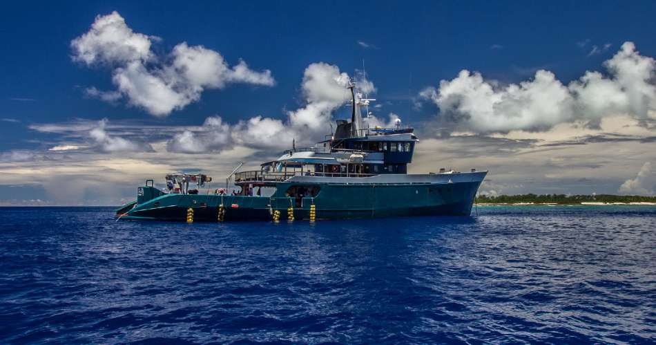 MV "Maya's Dugong" | Vor Anker | © Silhouette Cruises
